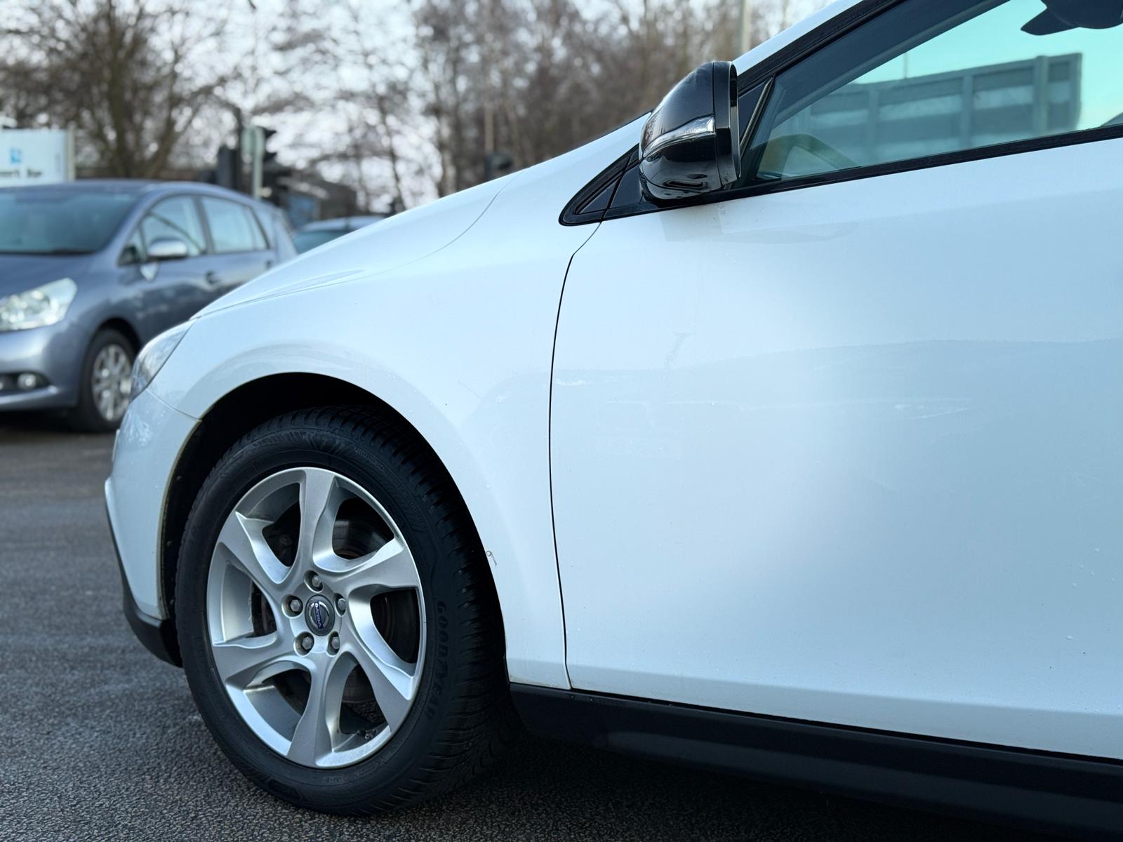 Volvo V40 Cross Country Lux Nav 2015