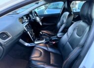 Volvo V40 Cross Country Lux Nav 2015