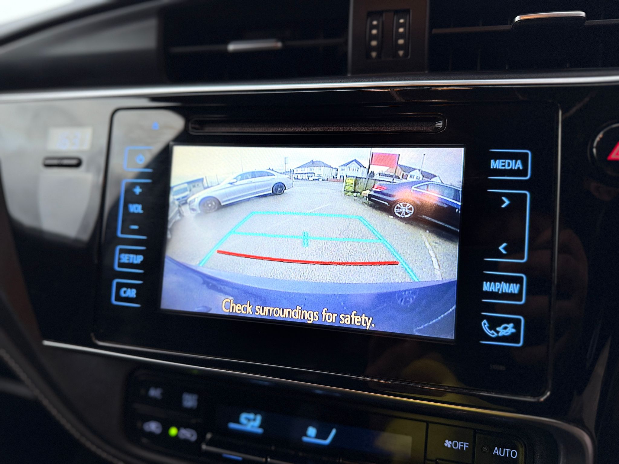 Toyota Auris Business Edition 2017 Hybrid Automatic