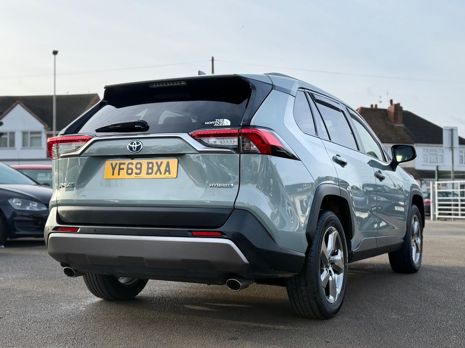 Toyota RAV4 Design 2019 Automatic Hybrid