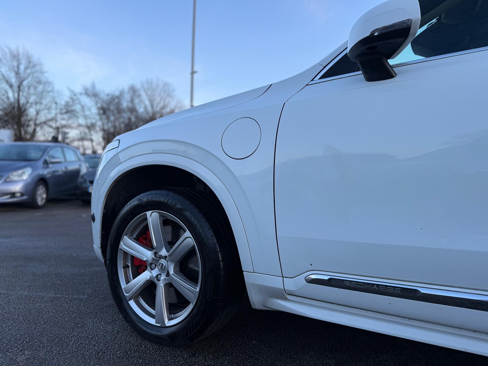 Volvo XC90 Momentum 2021 2.0 T8 11.6kWh Momentum Automatic