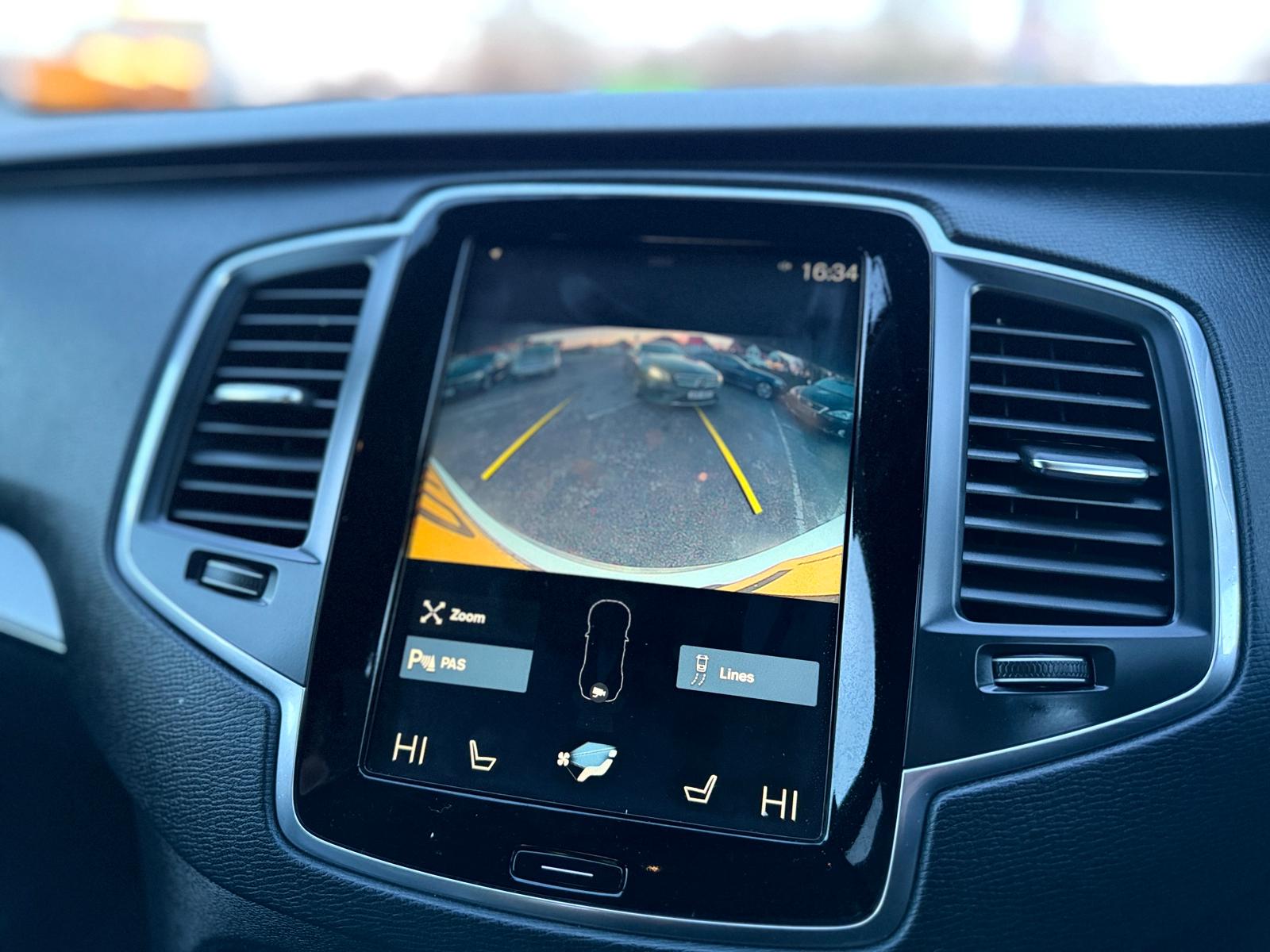 Volvo XC90 Momentum 2021 2.0 T8 11.6kWh Momentum Automatic