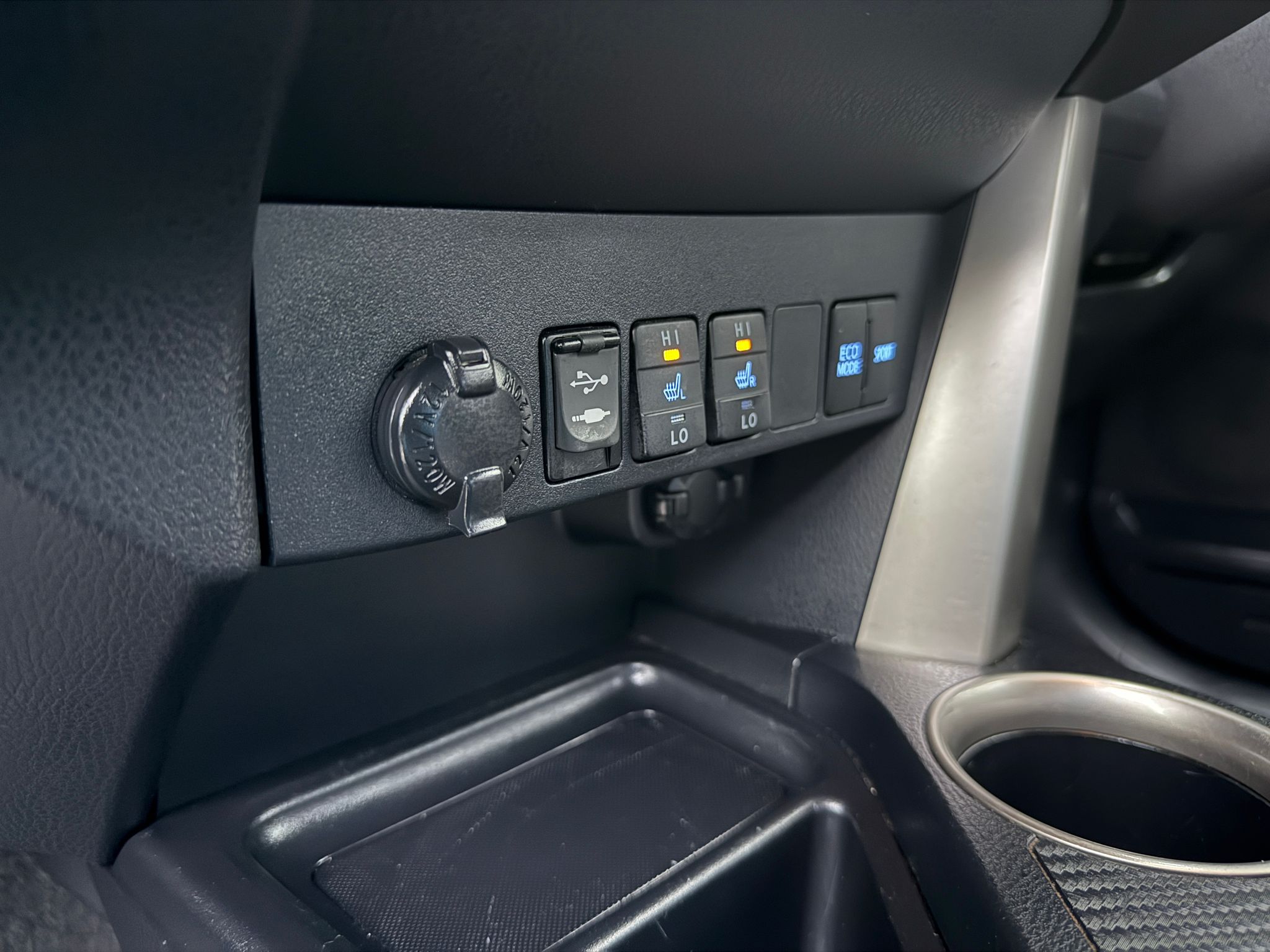 Toyota RAV4 Invincible 2015 Automatic