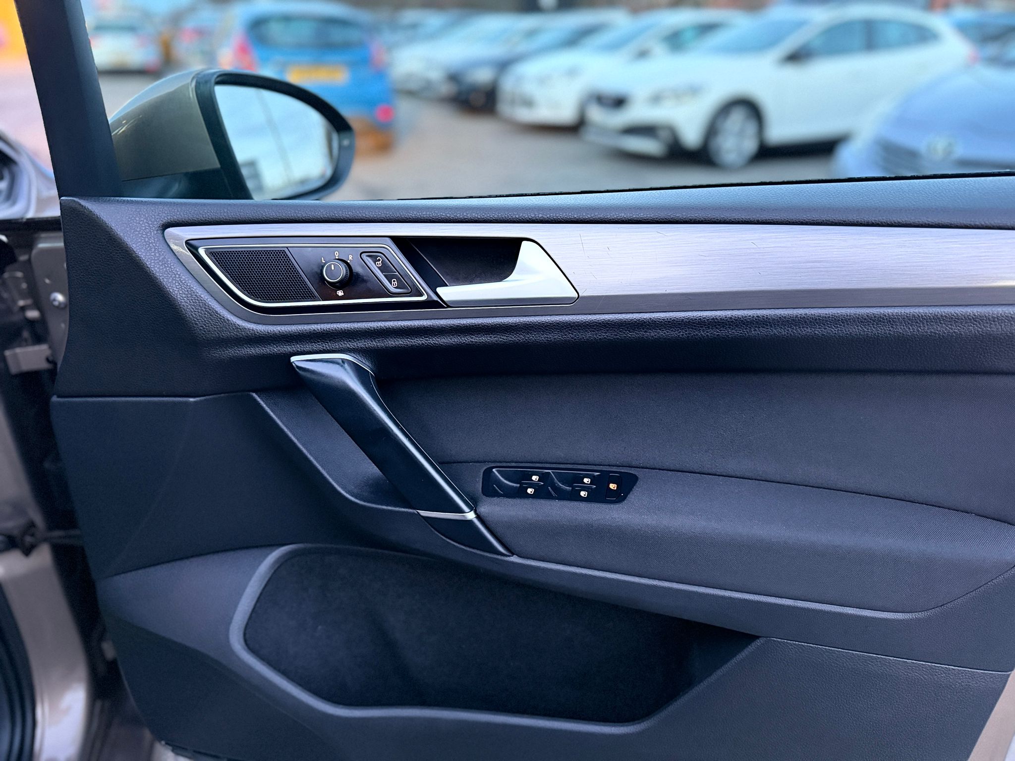 Volkswagen Golf SVSE 2015 Automatic