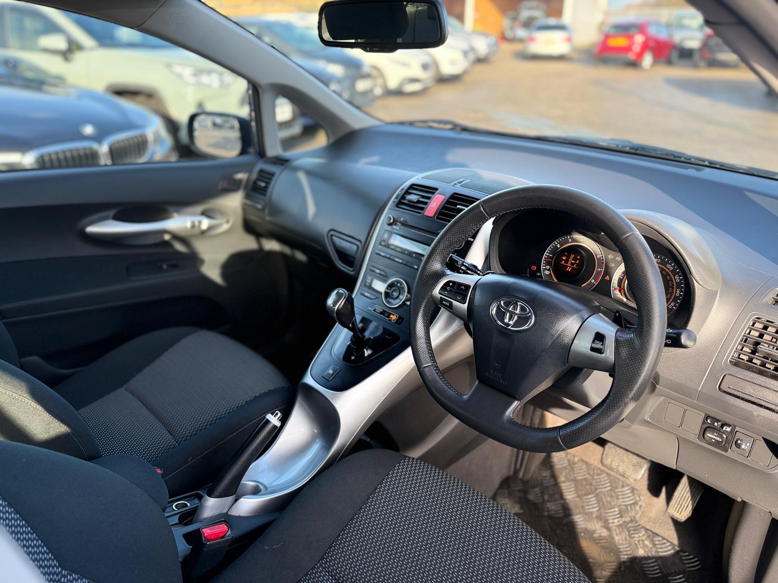 Toyota Auris TR 2010 Automatic