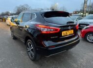 Nissan Qashqai N-Connecta 1.6 DIG-T Petrol