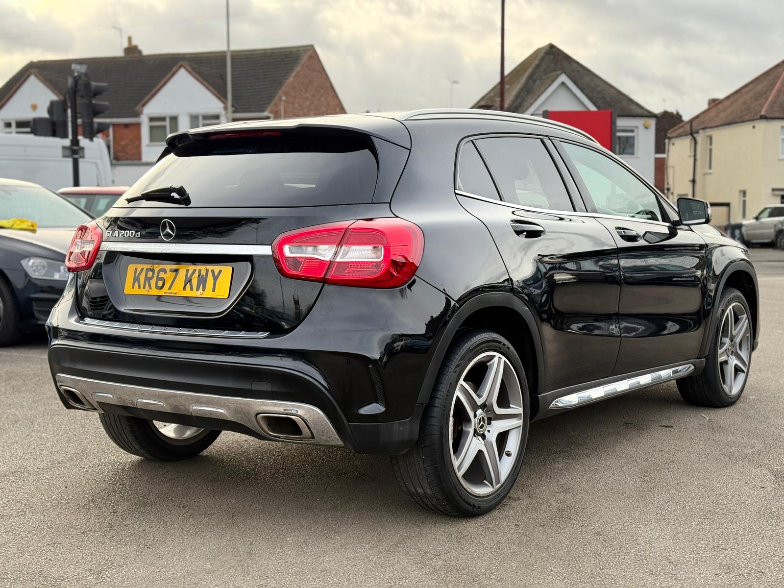 Mercedes-Benz GLA AMG Line (2017) Automatic