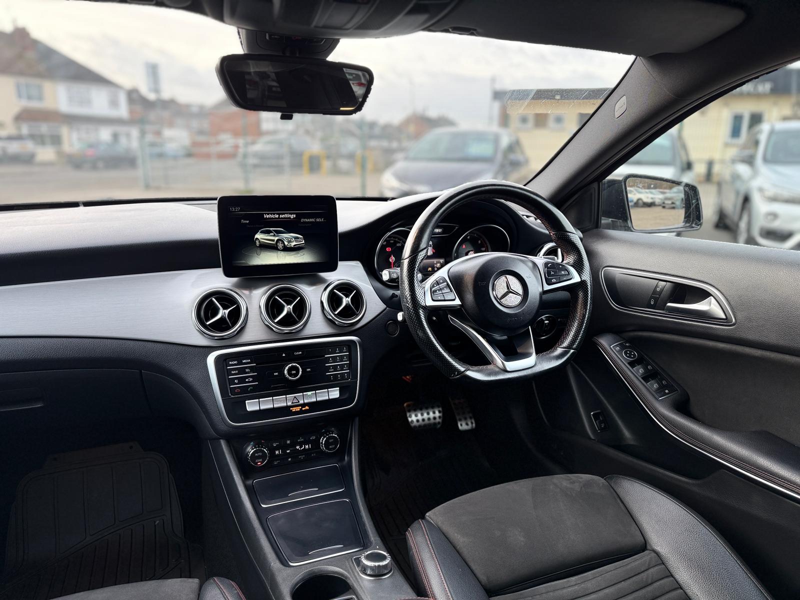 Mercedes-Benz GLA AMG Line (2017) Automatic