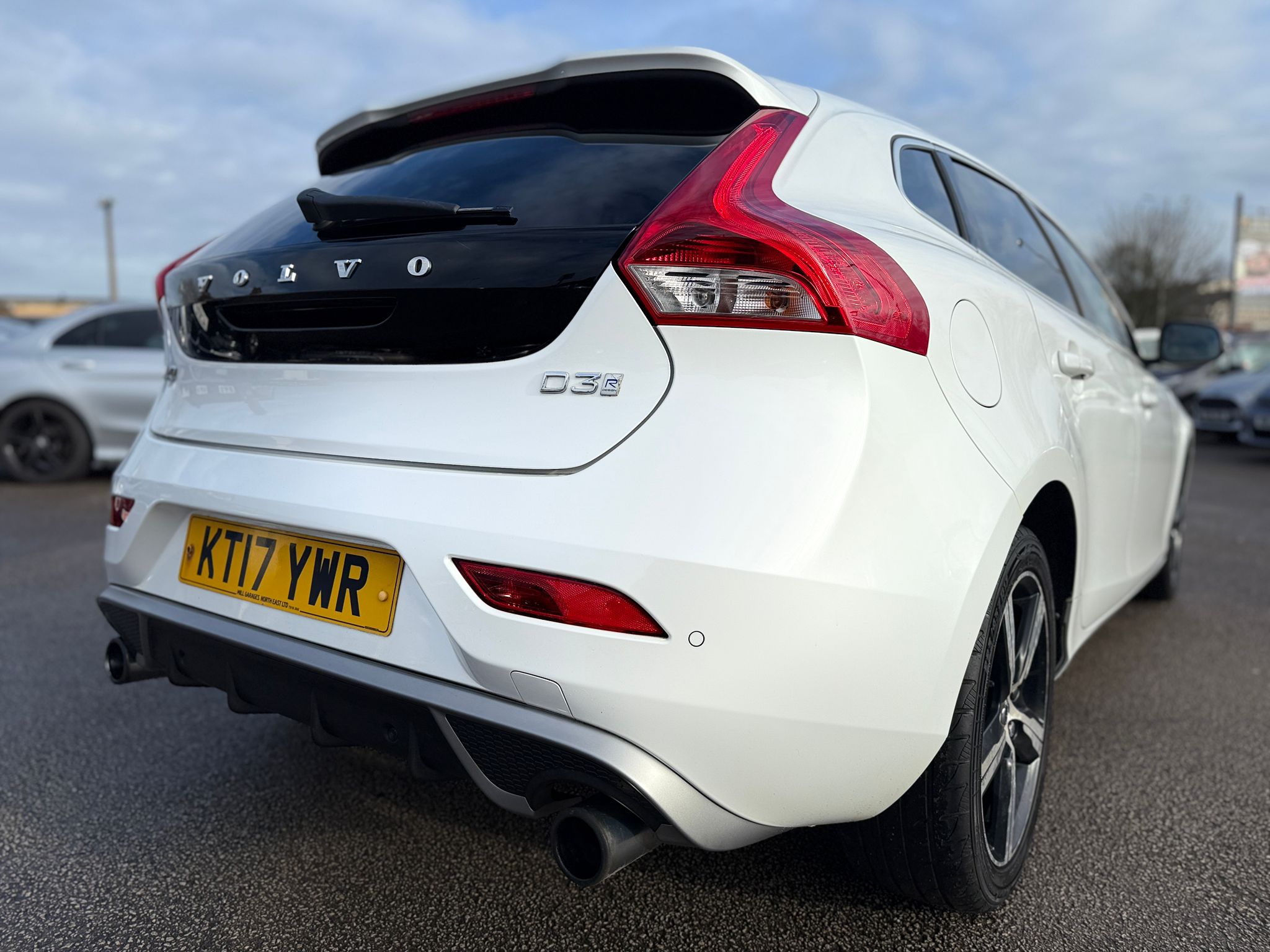 Volvo V40 R-Design Nav Plus 2017