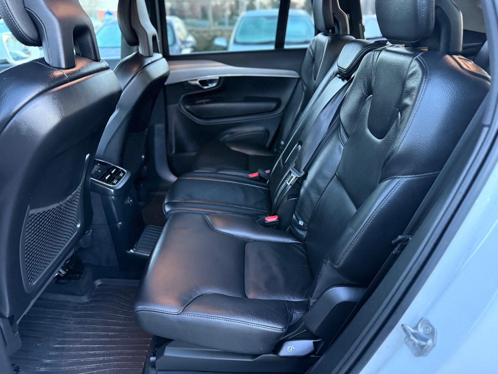 Volvo XC90 Momentum 2021 2.0 T8 11.6kWh Momentum Automatic