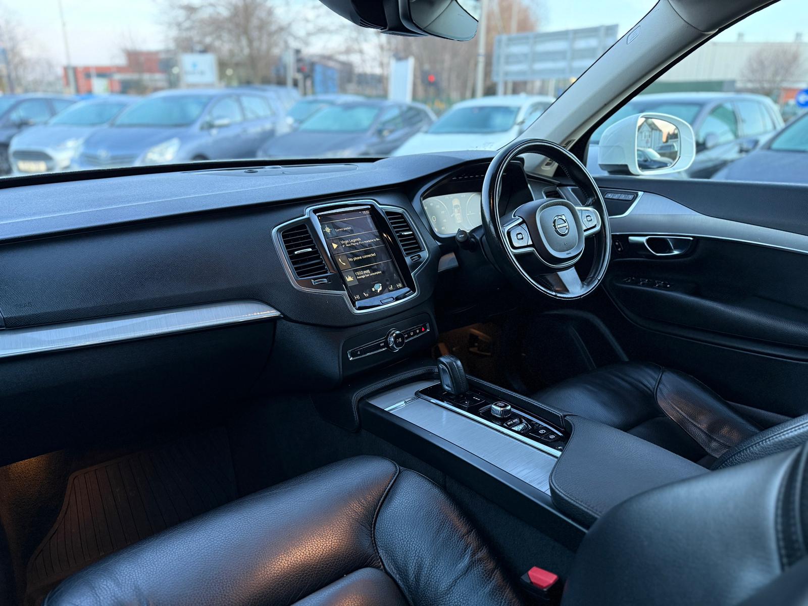 Volvo XC90 Momentum 2021 2.0 T8 11.6kWh Momentum Automatic