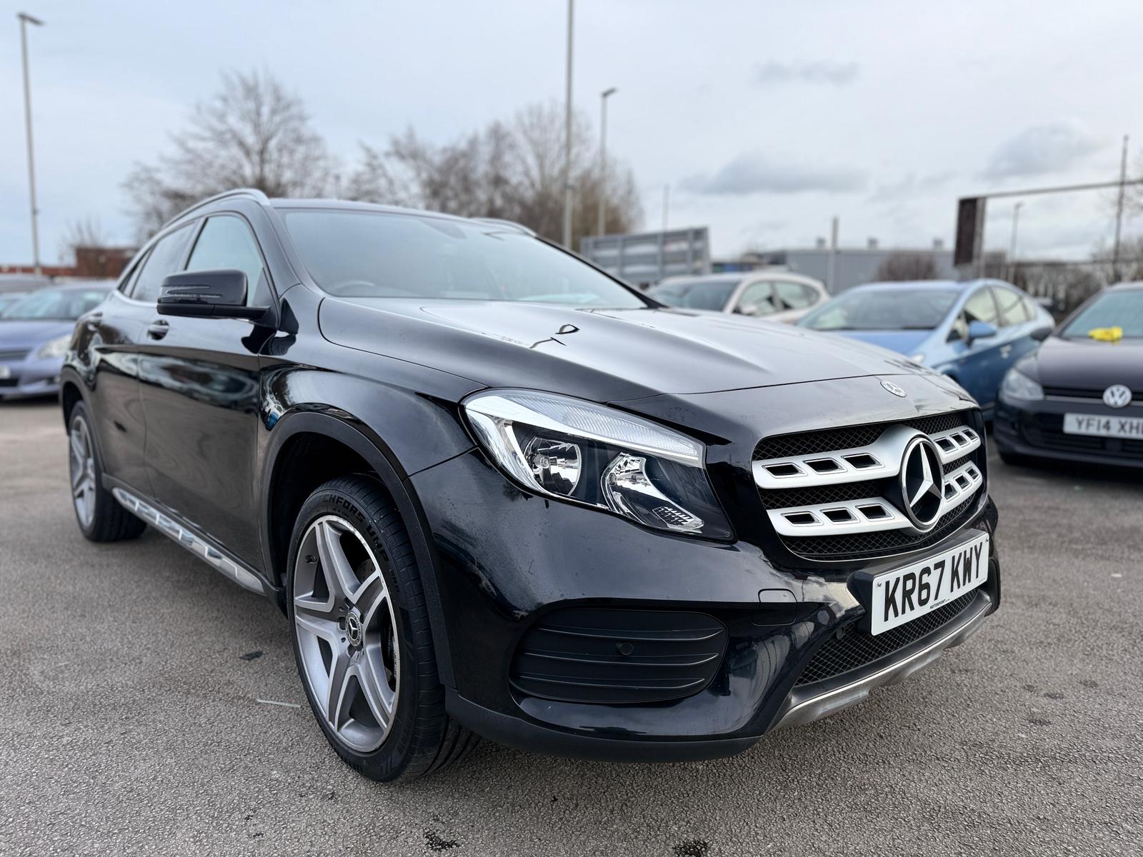 Mercedes-Benz GLA AMG Line (2017) Automatic