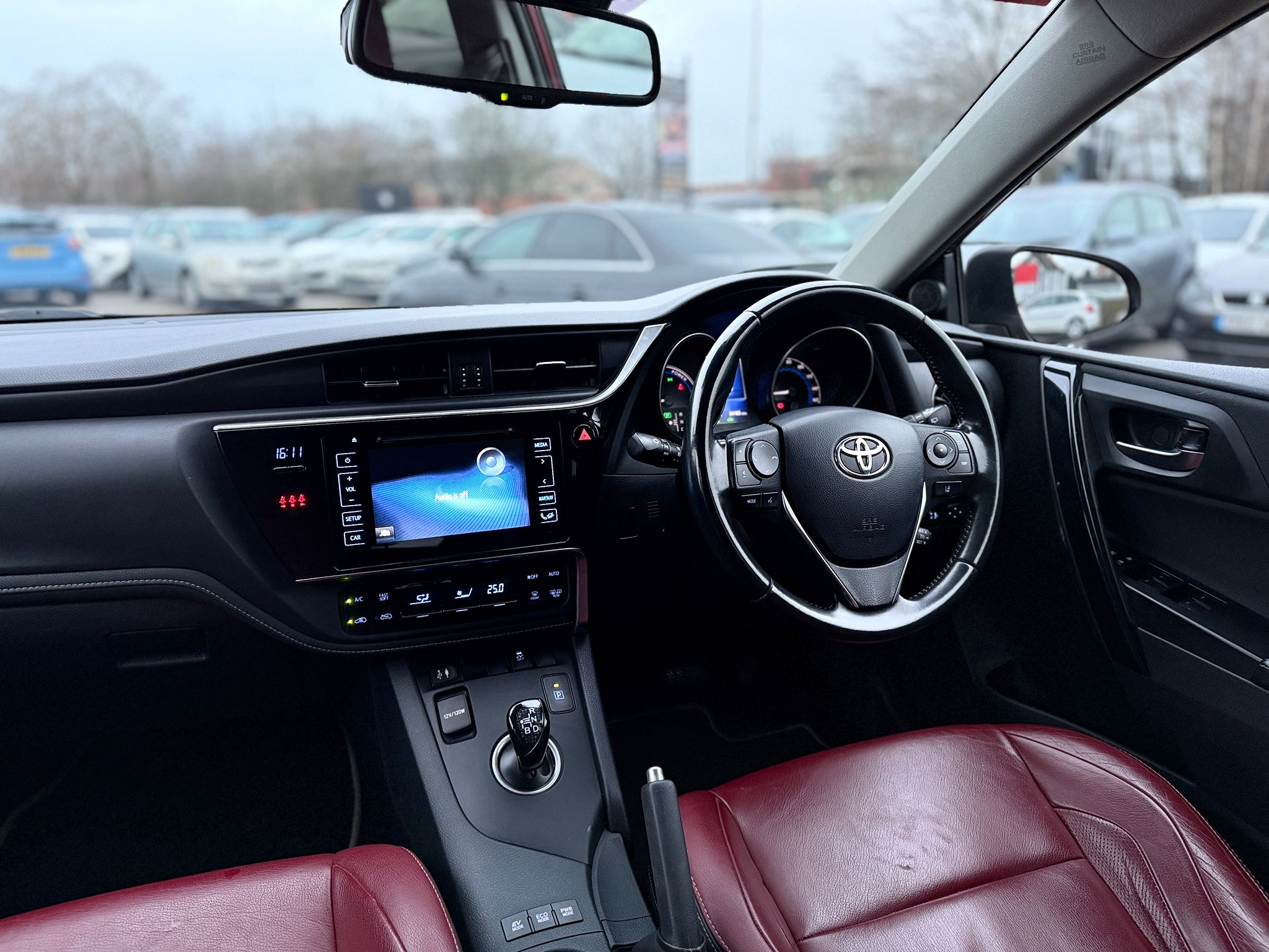 Toyota Auris Design 2018 Hybrid Automatic