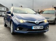 Toyota Auris Business Edition 2017 Hybrid Automatic