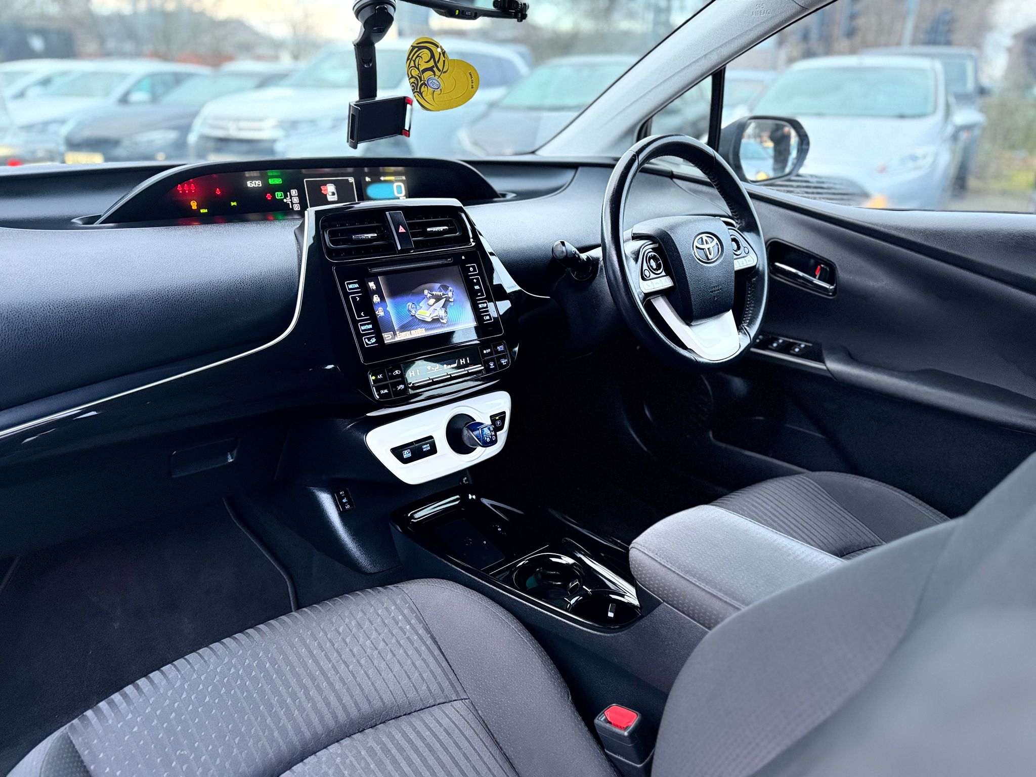 Toyota Prius Business Edition 2017 Hybrid Automatic