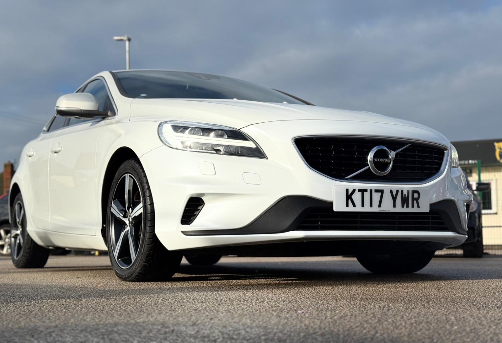 Volvo V40 R-Design Nav Plus 2017