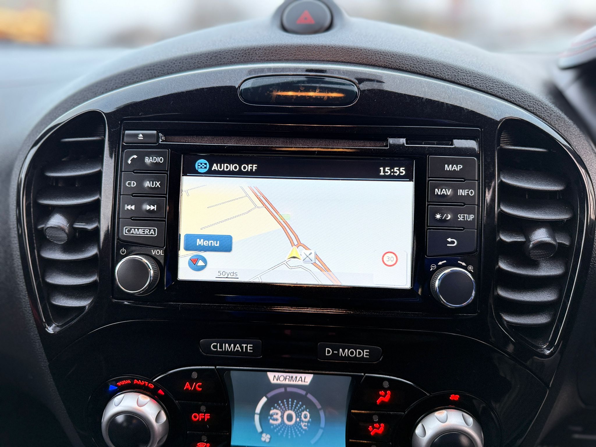 Nissan Juke Acenta Premium 2015 1.6 Petrol Automatic