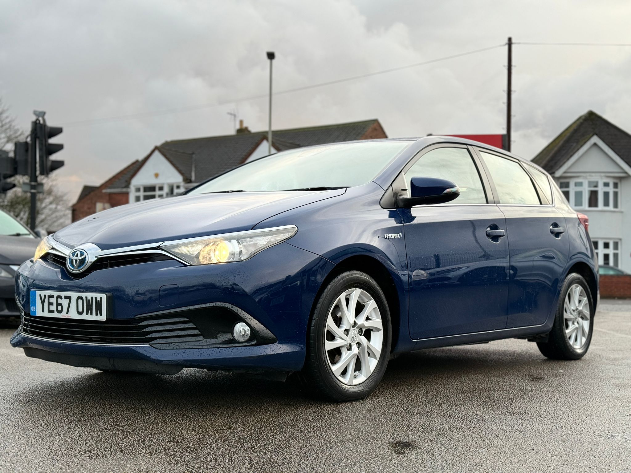 Toyota Auris Business Edition 2017 Hybrid Automatic