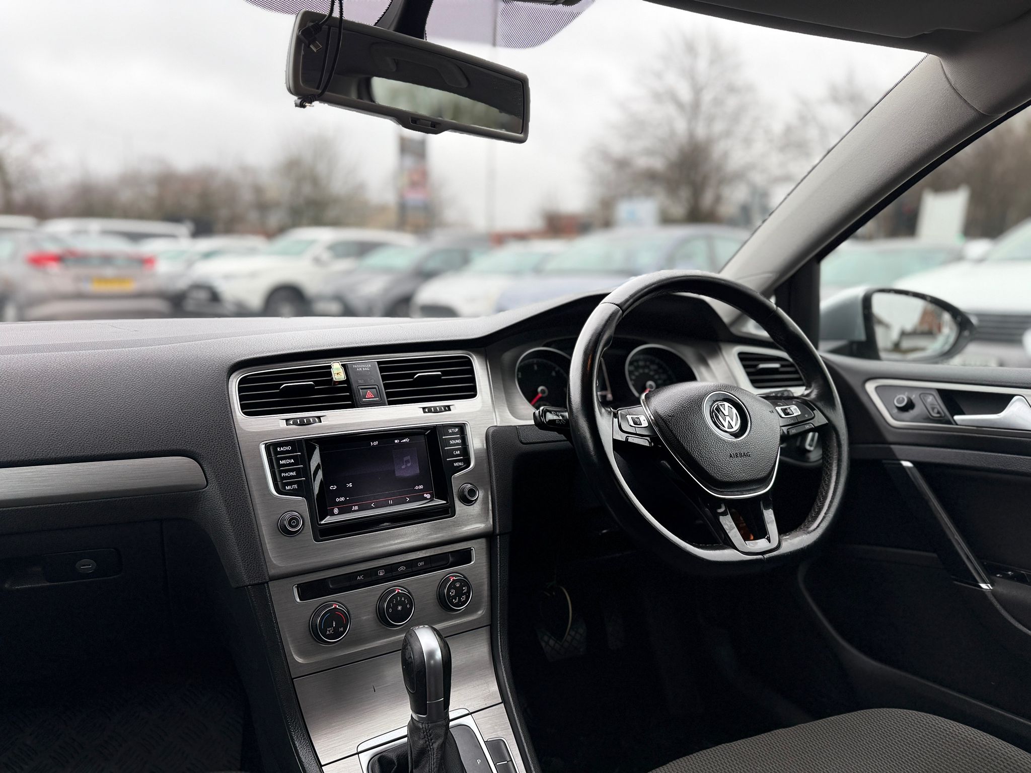 Volkswagen Golf Match 2014 Automatic