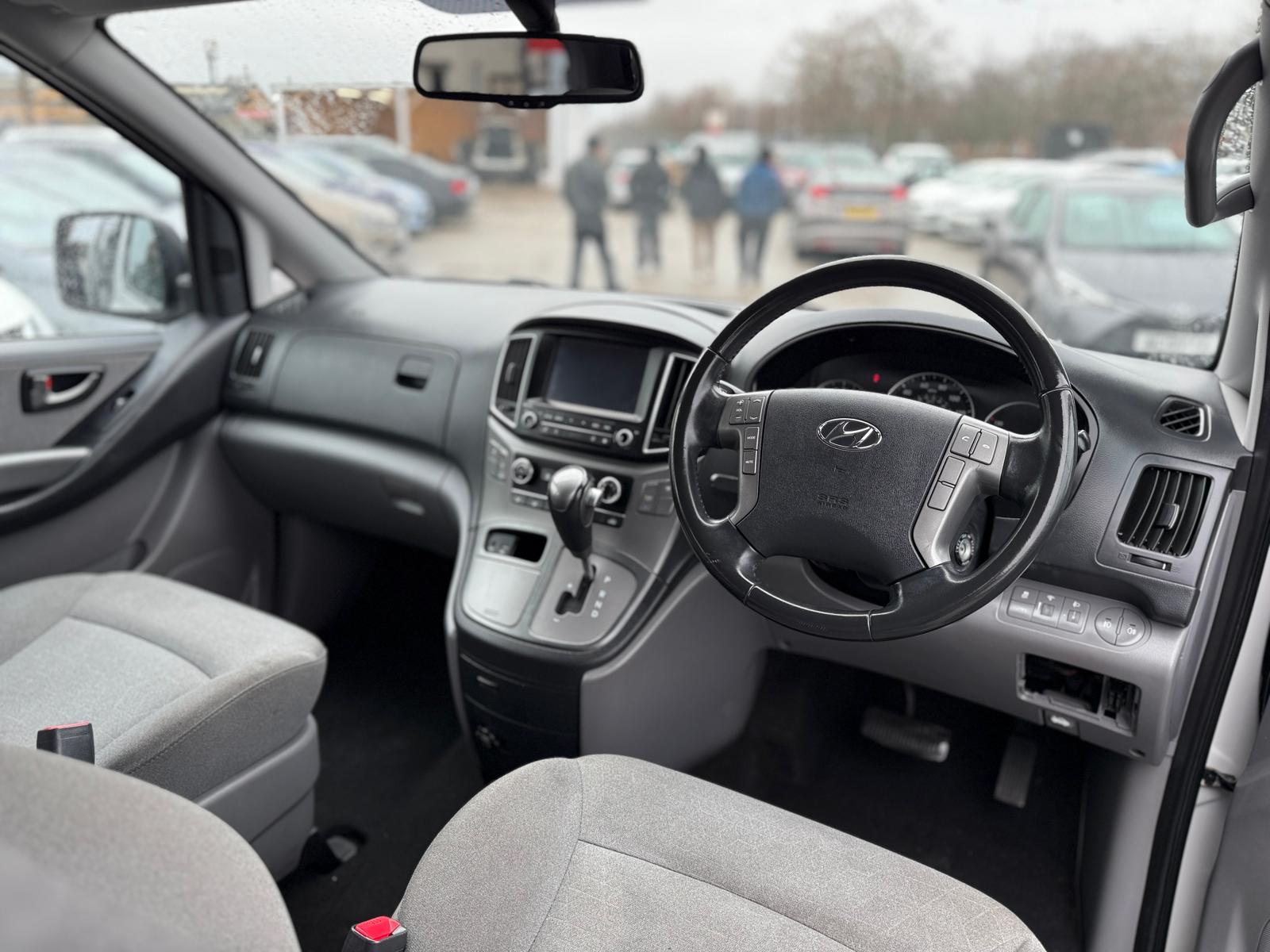 Hyundai i800 SE Nav 2018 2.5 CRDi SE Nav MPV 5dr Automatic