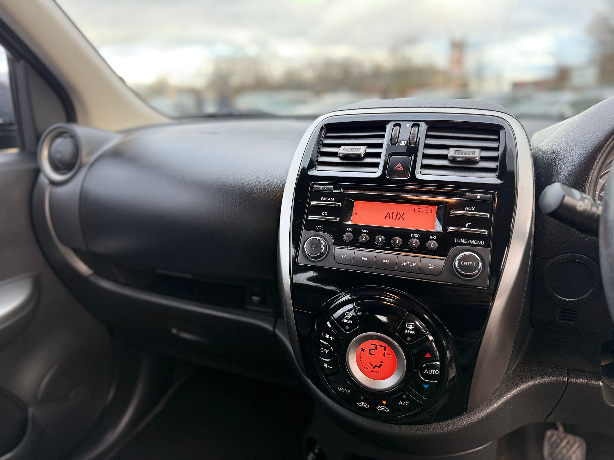 Nissan Micra Acenta 2015