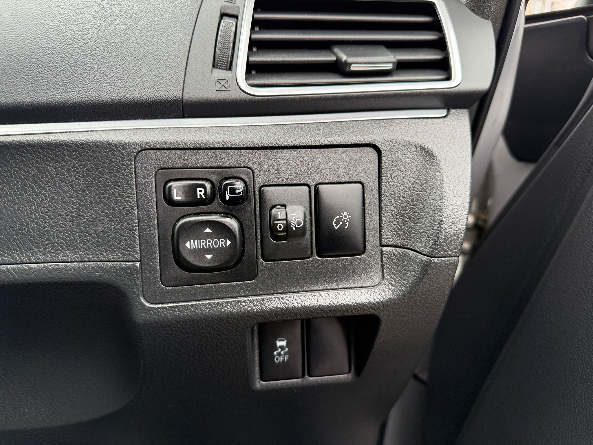 Toyota Verso Icon 2015