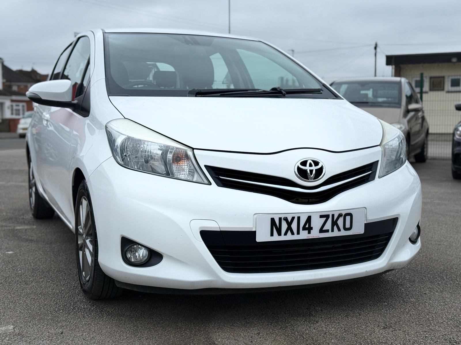 Toyota Yaris Icon Plus 2014