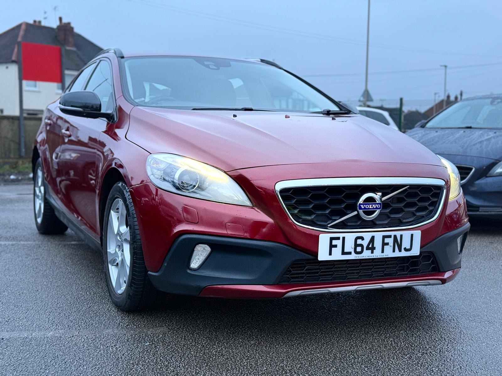 Volvo V40 Cross Country Lux 2014 1.6 D2 Lux Automatic