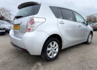 Toyota Verso Icon 2015