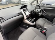 Toyota Verso Icon 2015