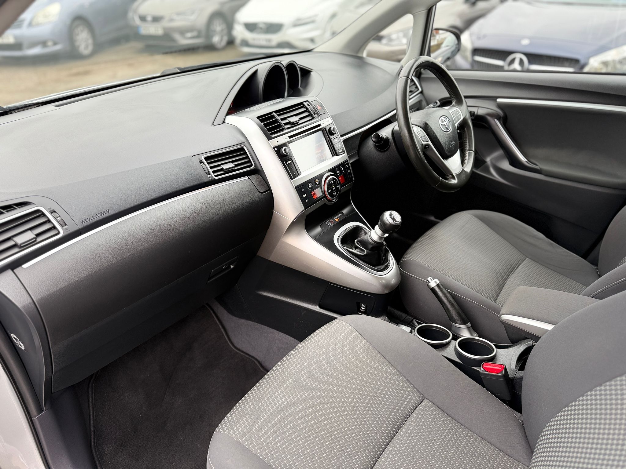 Toyota Verso Icon 2015