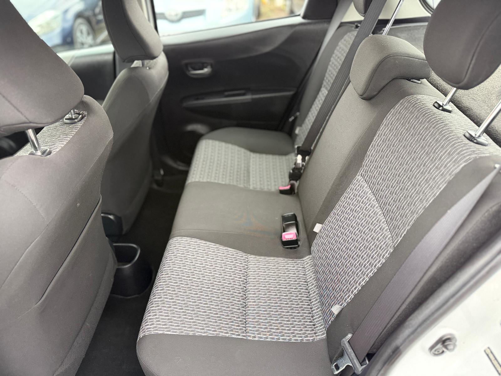 Toyota Yaris Icon Plus 2014