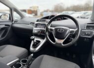 Toyota Verso Icon 2015