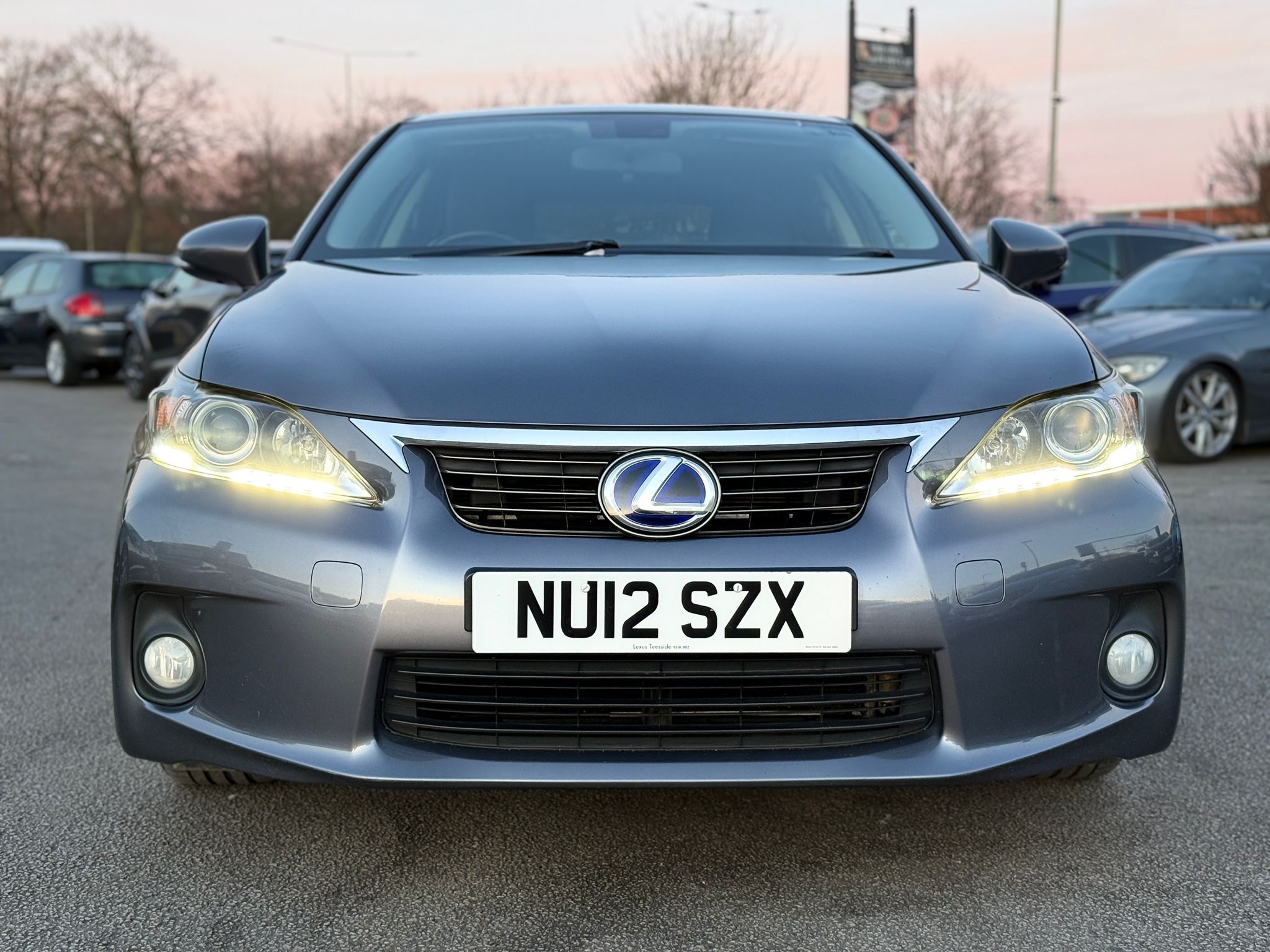 Lexus CT SE-I 2012 1.8 200h SE-I Hatchback Hybrid Automatic