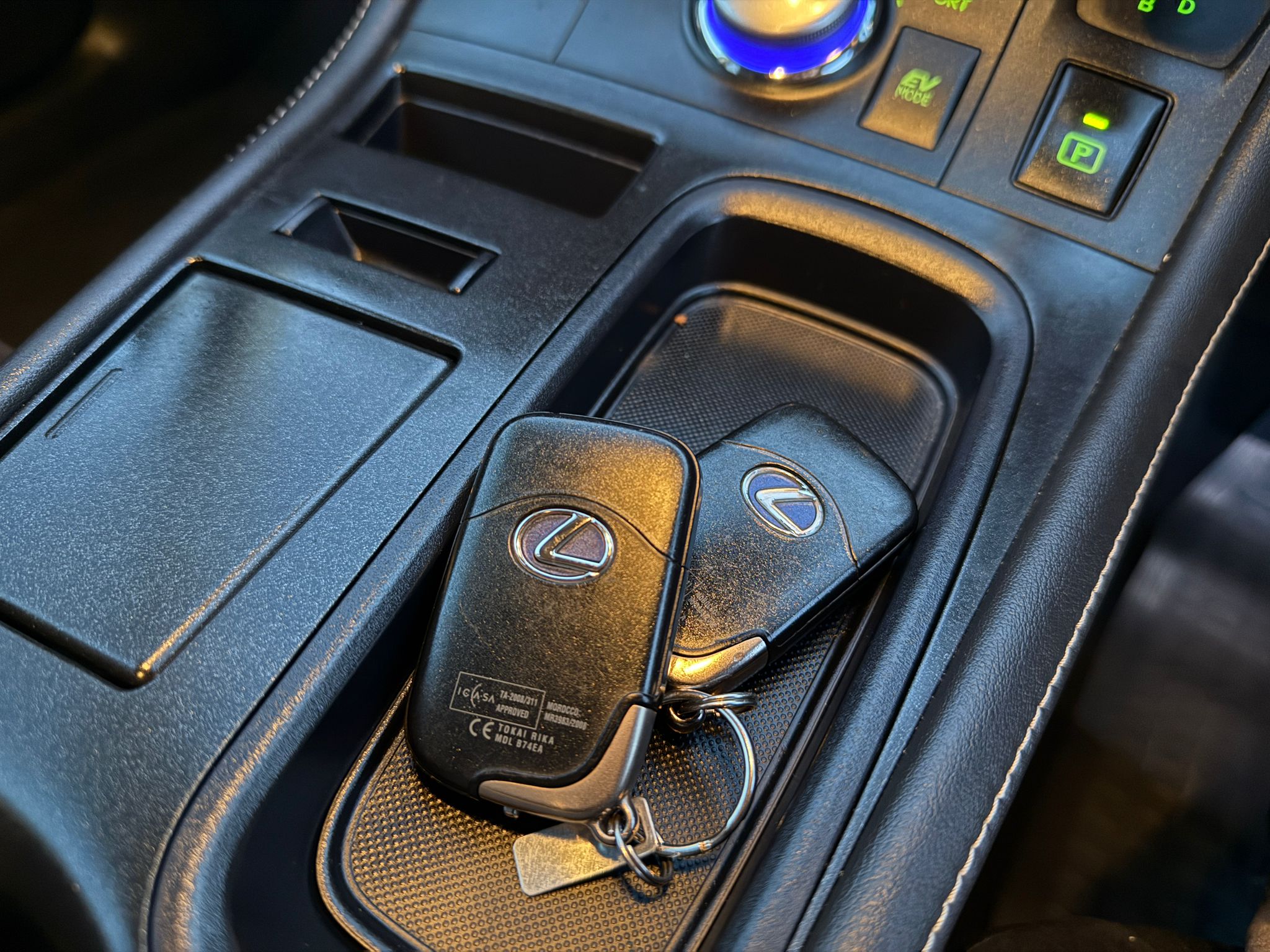 Lexus CT SE-I 2012 1.8 200h SE-I Hatchback Hybrid Automatic