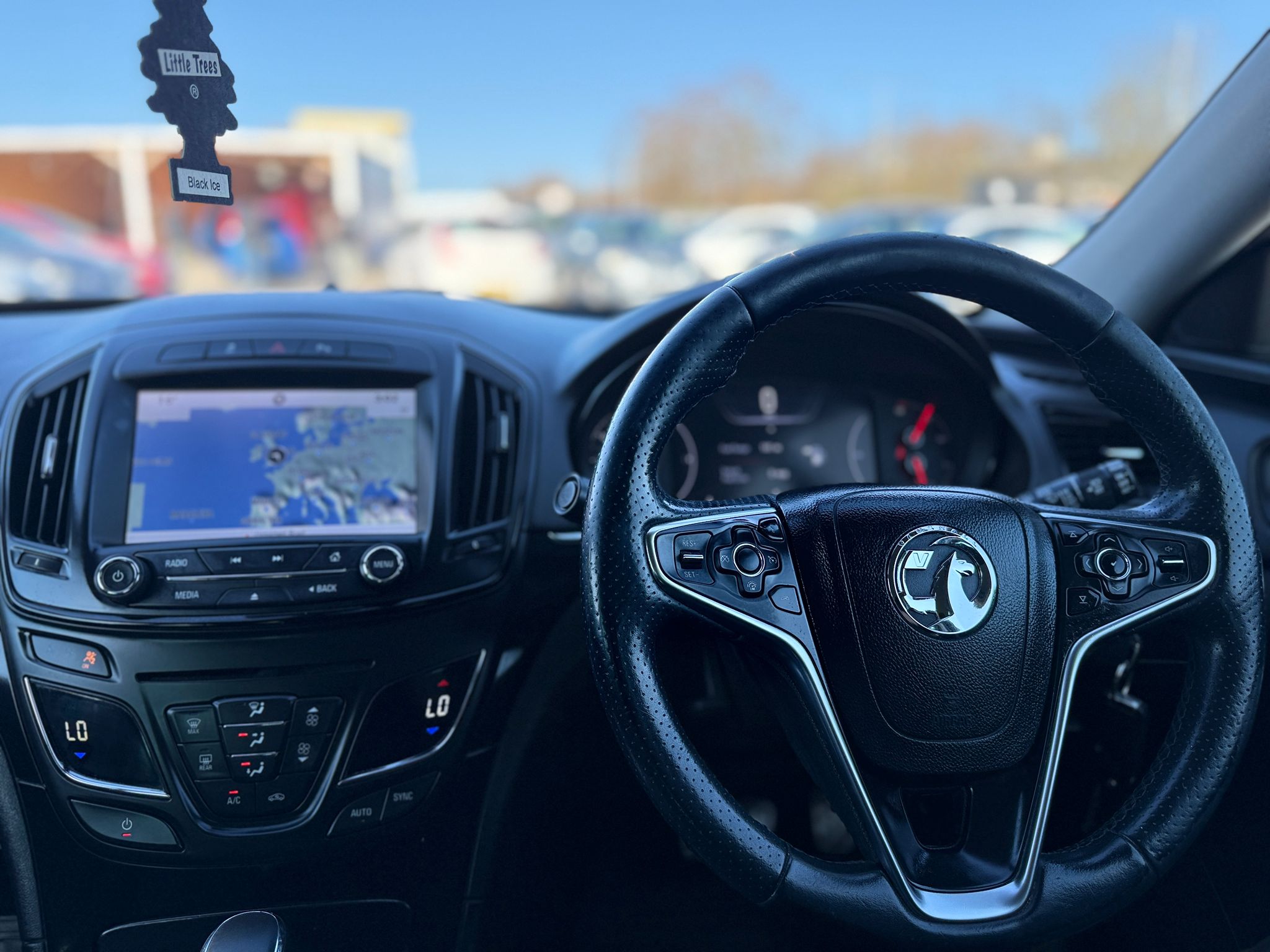 Vauxhall Insignia SRi Nav 2017 2.0 CDTi SRi Nav Hatchback Automatic