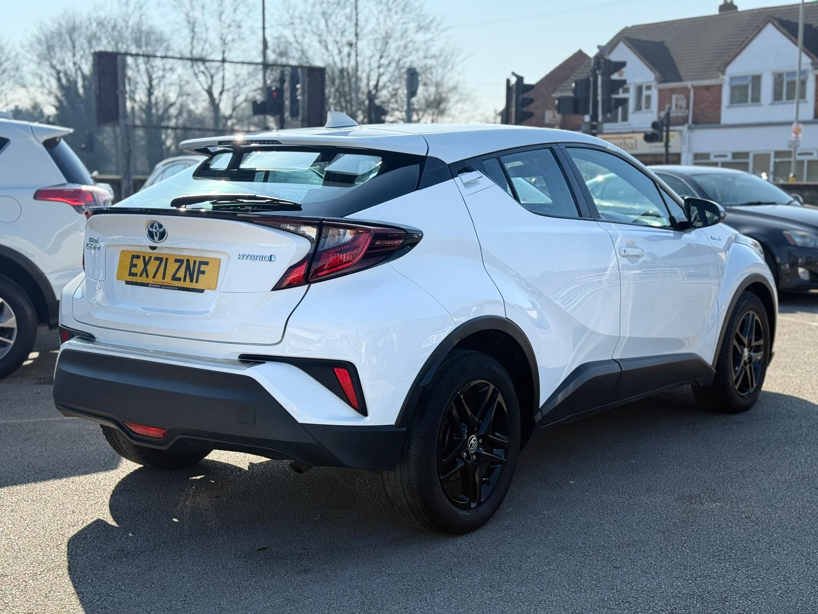 Toyota C-HR Icon 2021 1.8 VVT-h GPF Icon SUV Hybrid Automatic