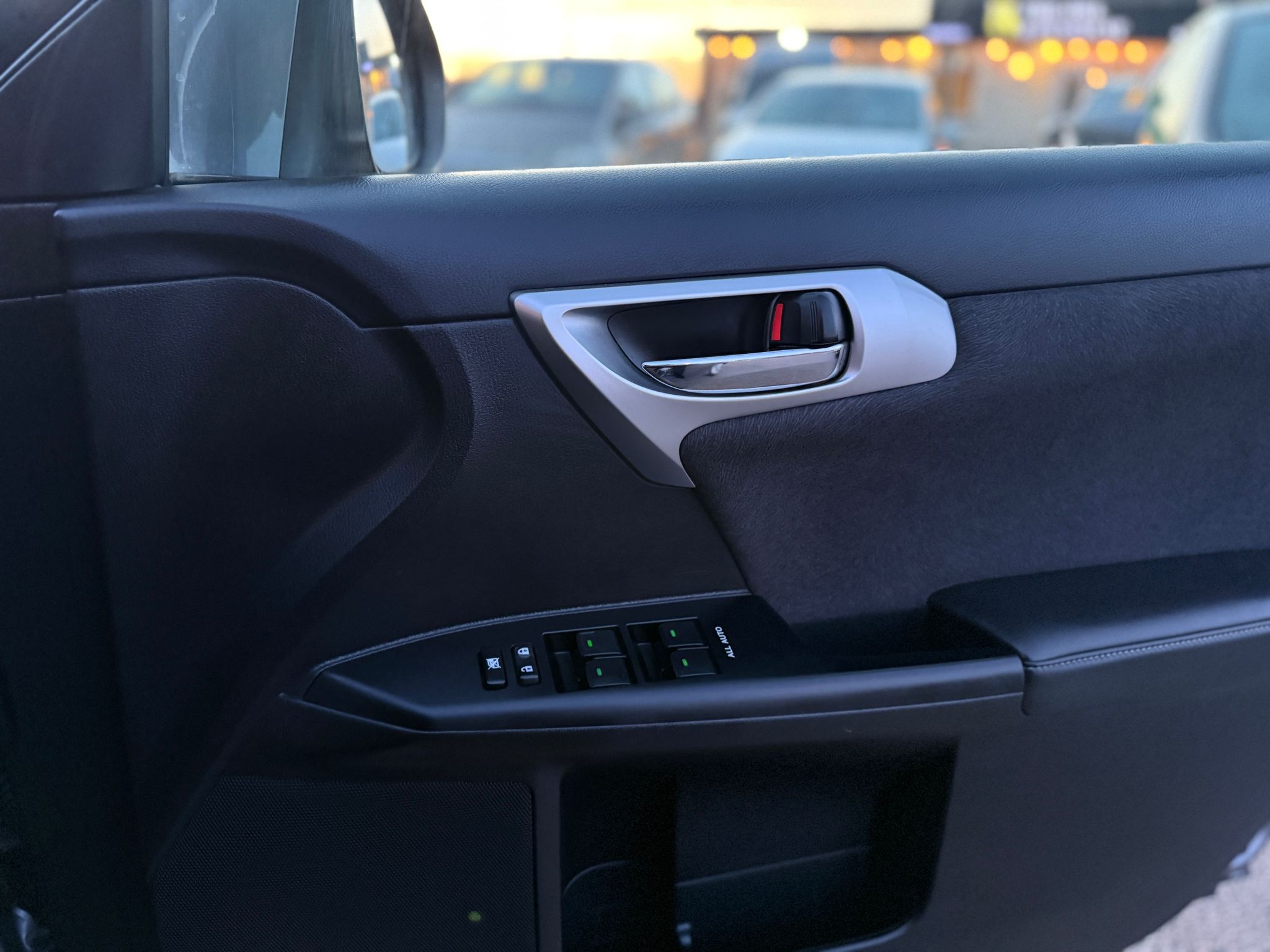 Lexus CT SE-I 2012 1.8 200h SE-I Hatchback Hybrid Automatic