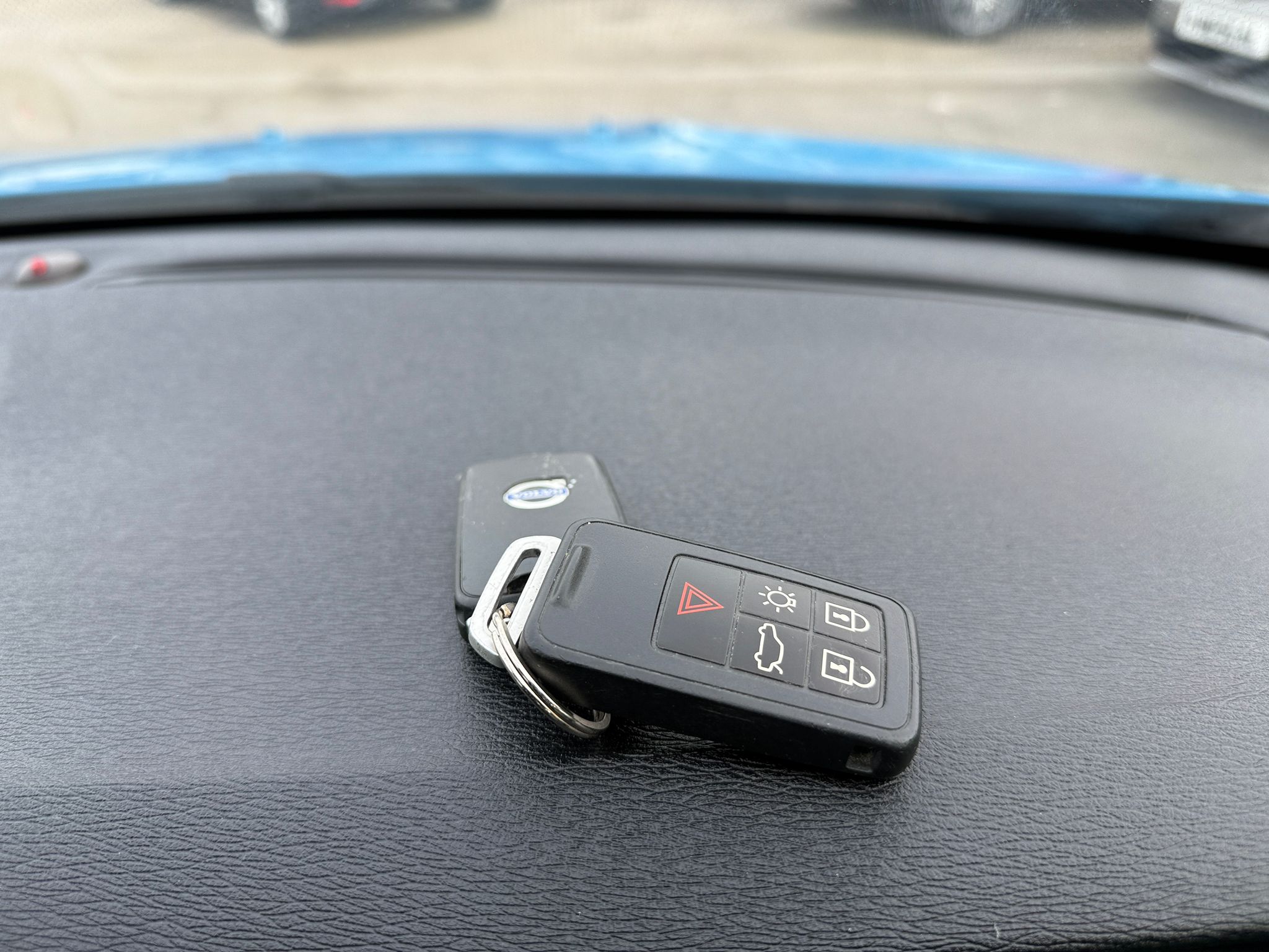 Volvo V40 R-Design Nav 2016 2.0 D2 Diesel Car