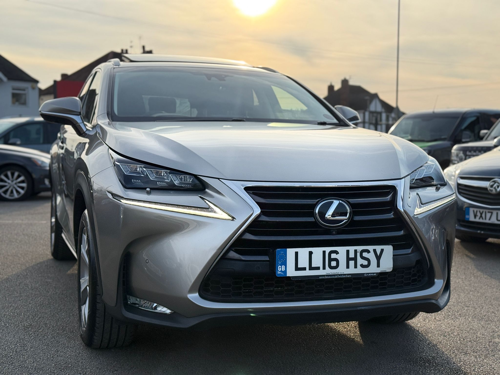 Lexus NX Premier 2016 2.5 300h Premier SUV 5dr Petrol Hybrid E-CVT 4WD Automatic