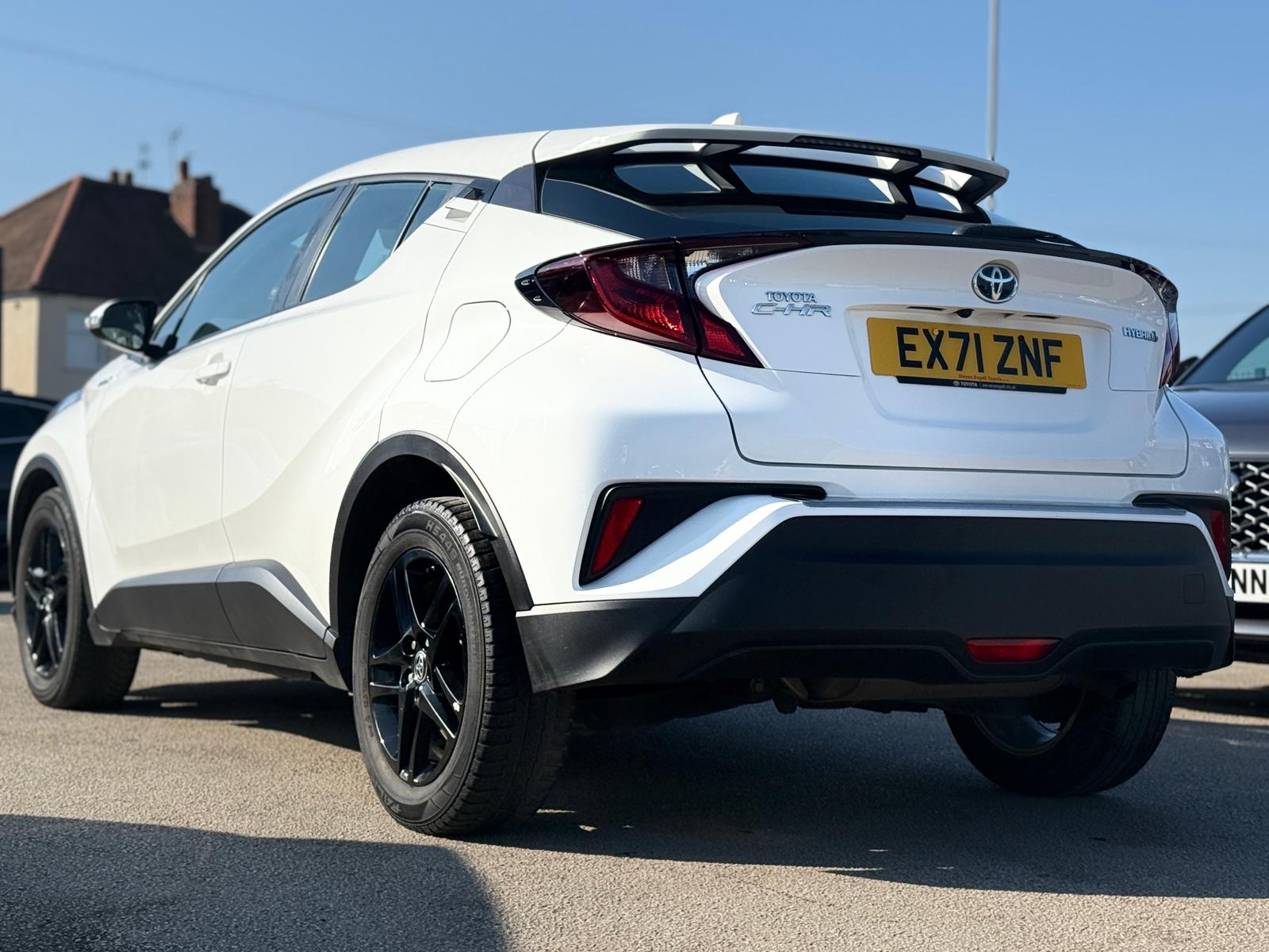 Toyota C-HR Icon 2021 1.8 VVT-h GPF Icon SUV Hybrid Automatic