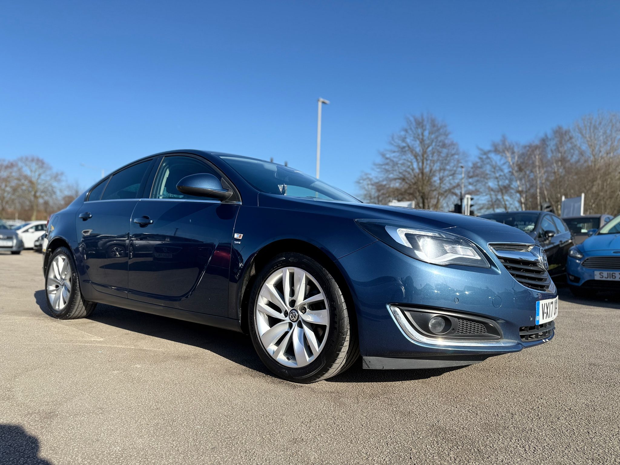 Vauxhall Insignia SRi Nav 2017 2.0 CDTi SRi Nav Hatchback Automatic