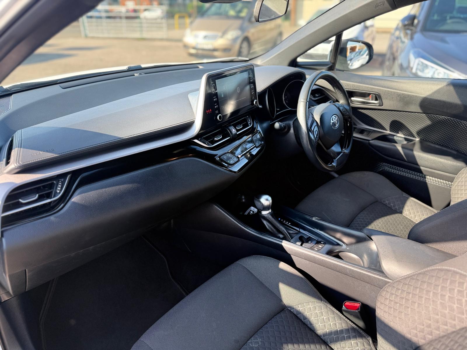 Toyota C-HR Icon 2021 1.8 VVT-h GPF Icon SUV Hybrid Automatic