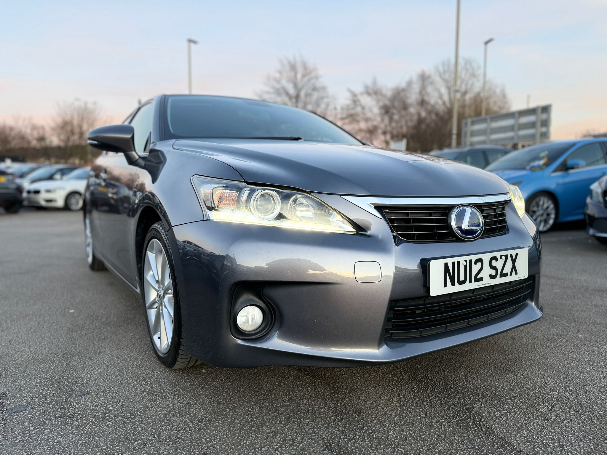 Lexus CT SE-I 2012 1.8 200h SE-I Hatchback Hybrid Automatic