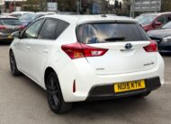 Toyota Auris Icon Plus 2015 1.8 VVT-h Icon Plus Hatchback Automatic