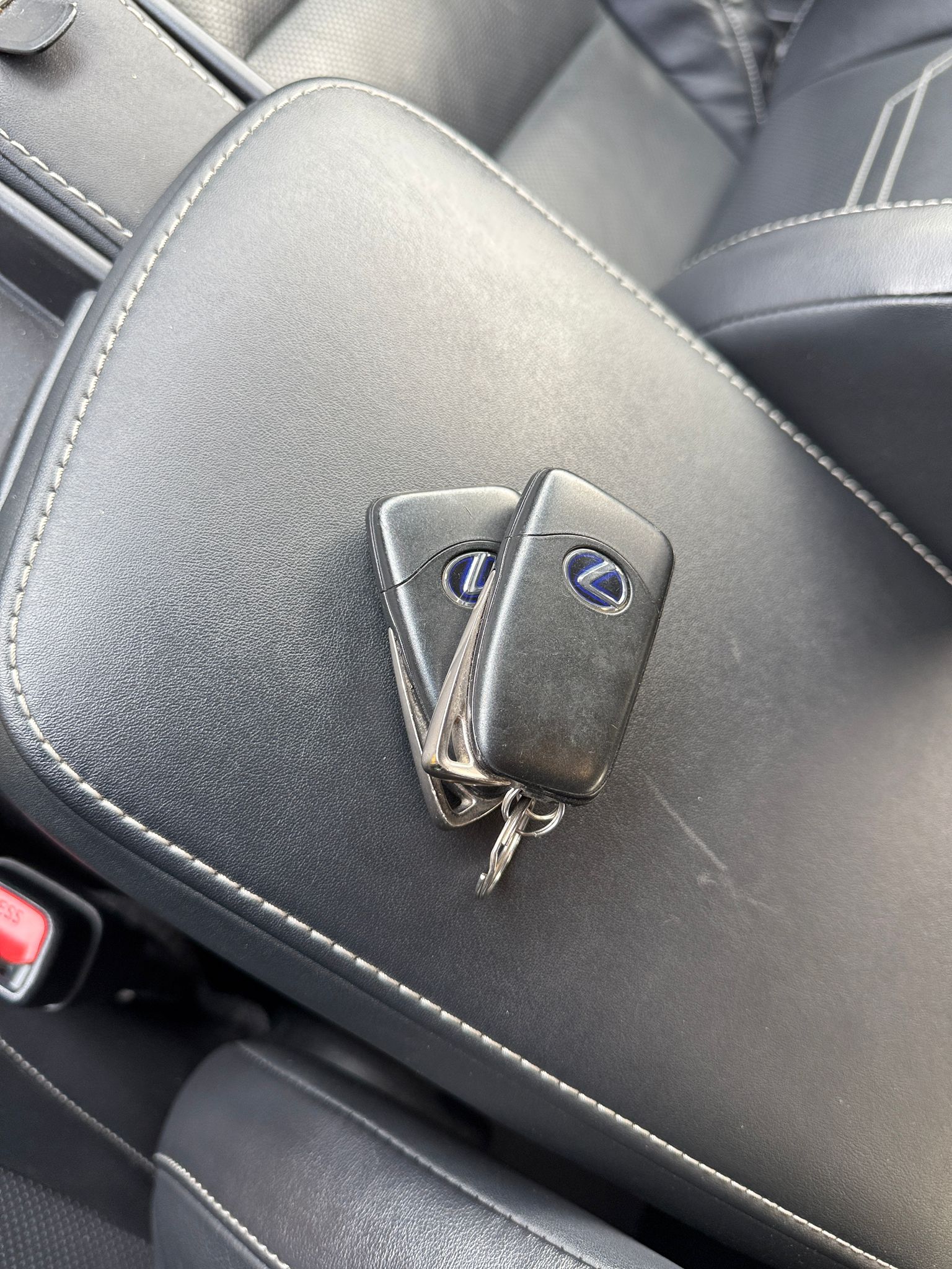 Lexus NX300H Luxury 2018 2.5 300h Luxury SUV 5dr Petrol Hybrid E-CVT 4WD Automatic