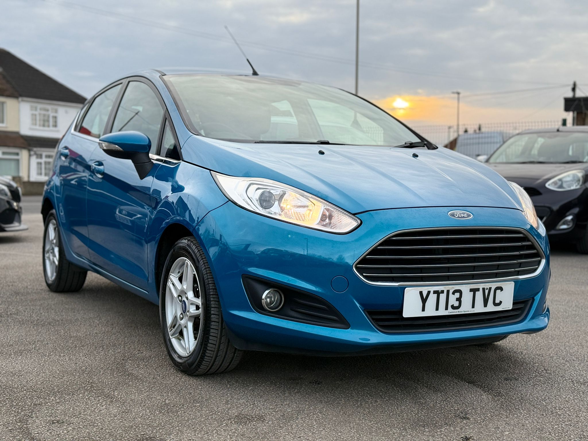 Ford Fiesta Zetec 2013 1.6 Zetec Hatchback 5dr Automatic