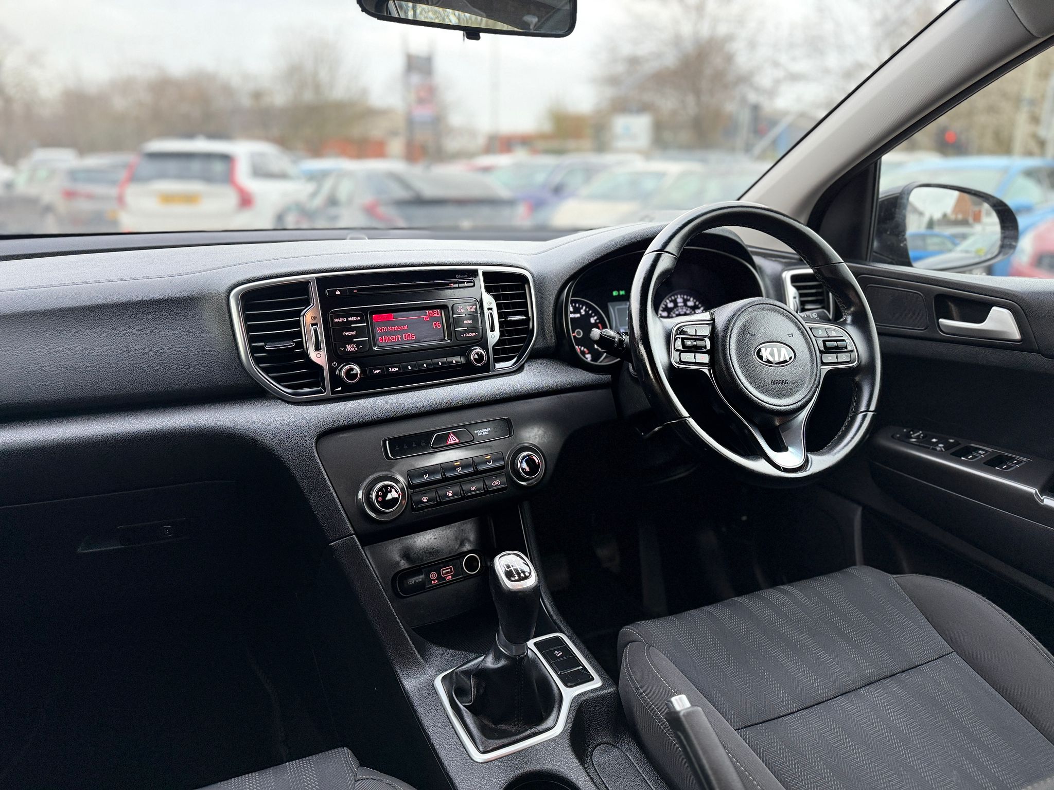 Kia Sportage 1 2017 1.6 GDi 1 SUV 5dr Petrol  Euro 6 Manual