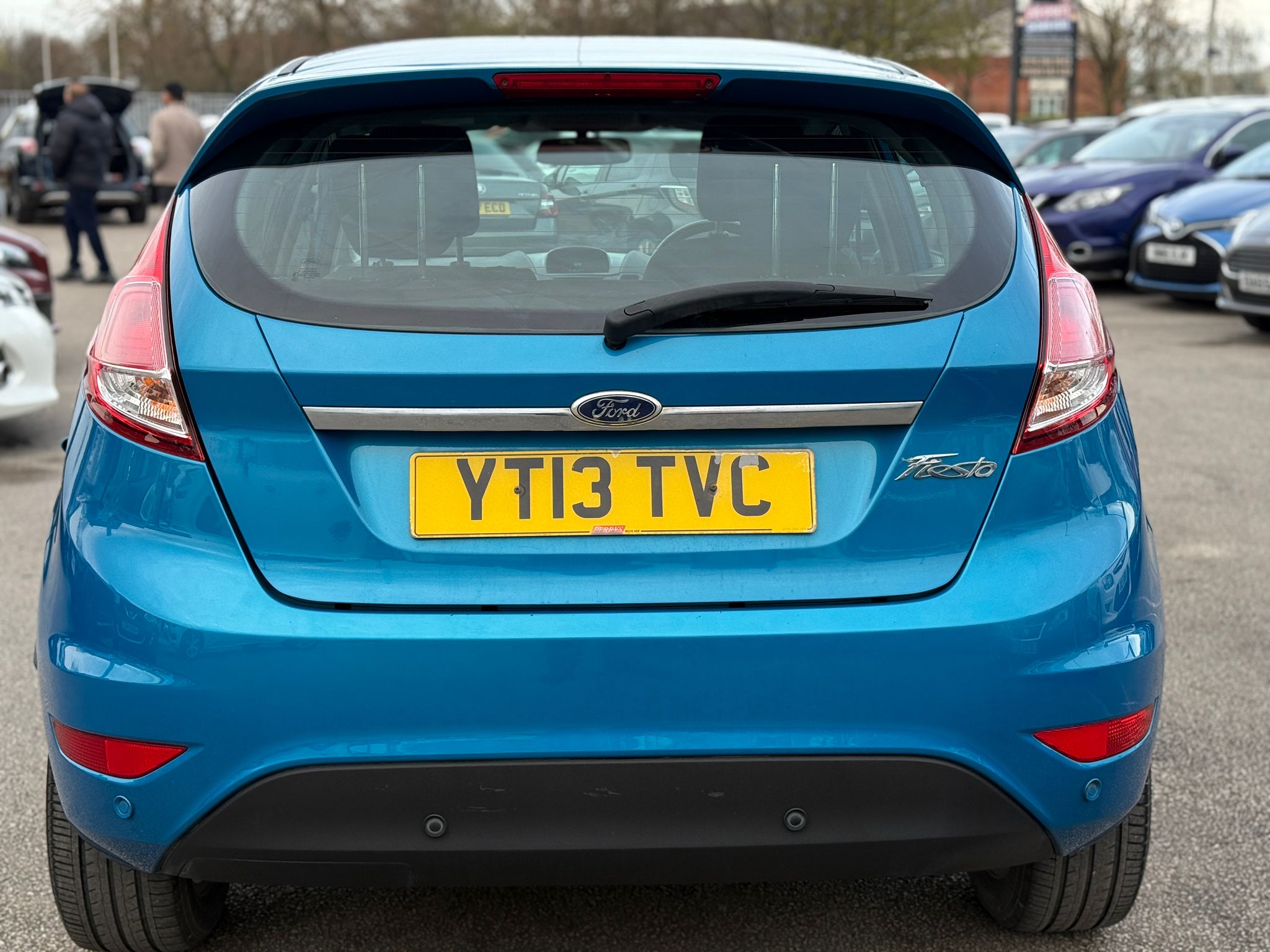 Ford Fiesta Zetec 2013 1.6 Zetec Hatchback 5dr Automatic