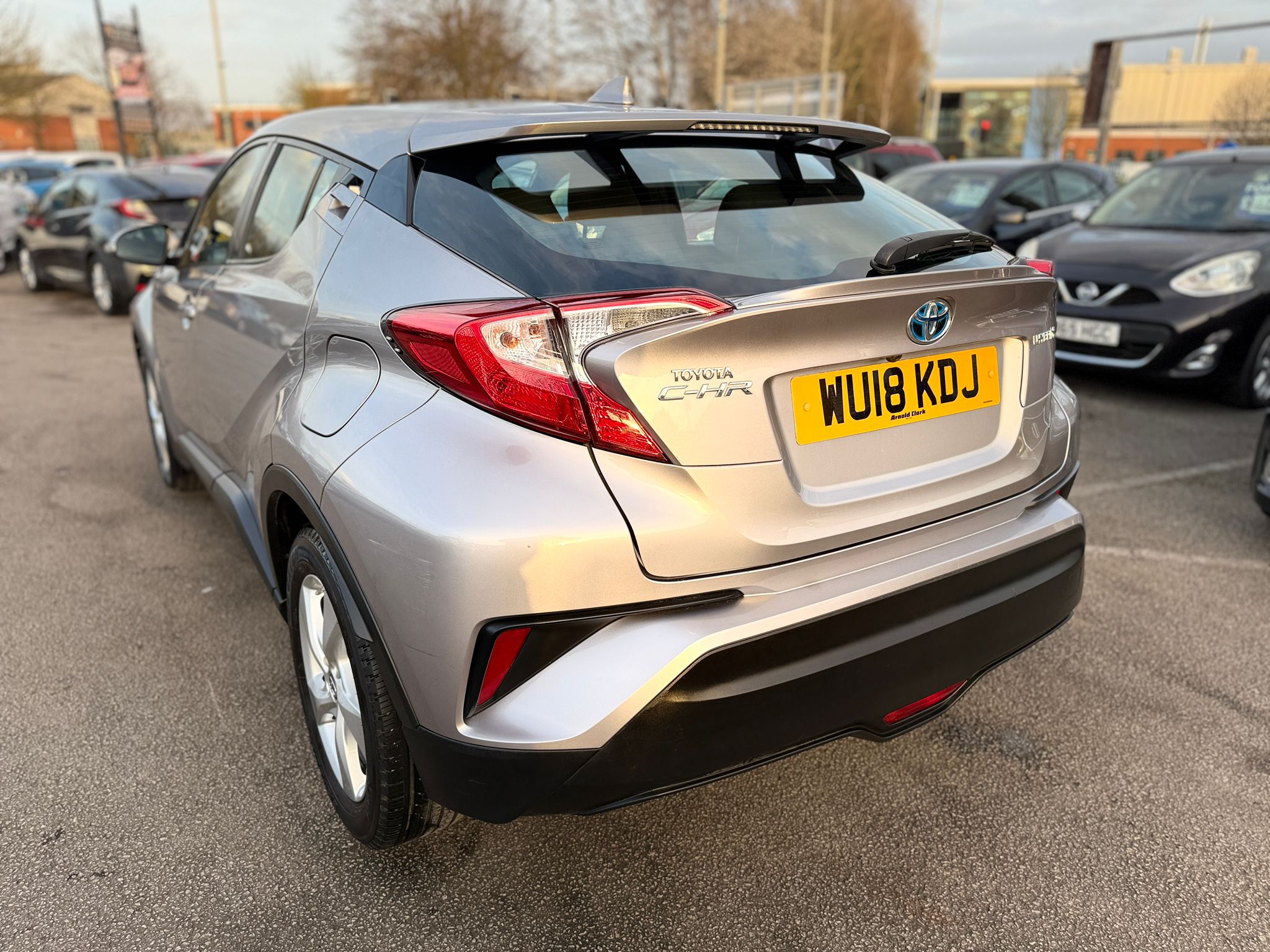 Toyota C-HR Icon 2018 1.8 VVT-h Icon SUV 5dr Petrol Hybrid CVT Euro 6 Automatic